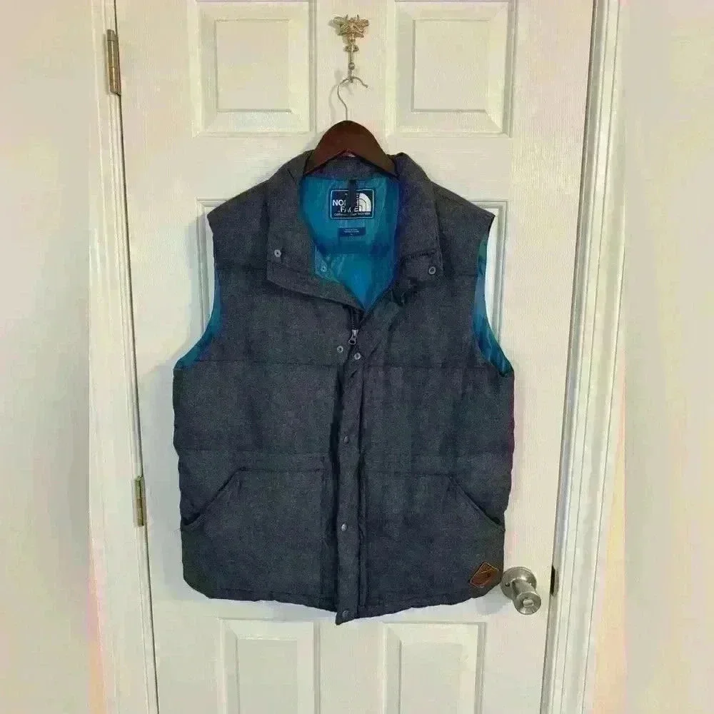 North Face Vest Men's Size large blue grey